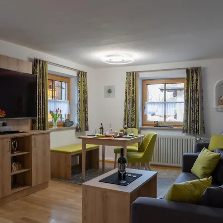 Haus Holzeck Шёнау-ам-Кёнигсзе